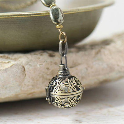 Starflower Diffuser Essential Oil Locket Necklace | Fruit of the Vine Boutique 